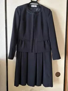 濃紺ツーピース　お子様の入学式などにいかがですか