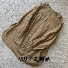 ノーカラーブラウス