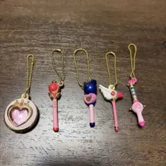 セーラームーンなど　ガチャガチャ ミニチュアチャーム 5種セット