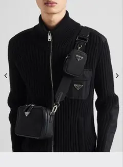 PRADA 黒ナイロン ショルダーバッグ