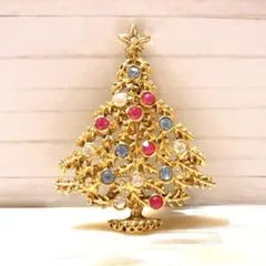 クリスマスツリー　ブローチ