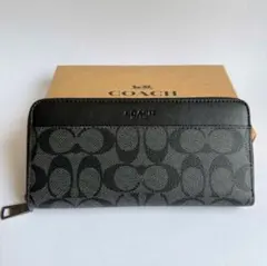 COACH ブラック 長財布 ジクネチャー柄 ラウンドファスナー C4452