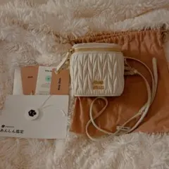【正規品】miu miu マテラッセ ショルダーバッグのサムネイル