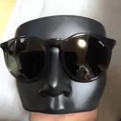 クリアフレーム サングラス