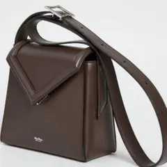 Max Mara NEWMMBAG レザーショルダーバッグ 新品 - メルカリ