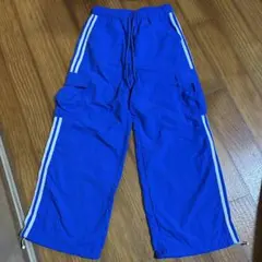 トラックパンツ