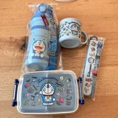 ドラえもん 水筒・マグカップ・弁当箱・箸セットのサムネイル