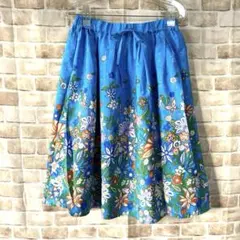 TITICACA フレアスカート 花柄 ブルー フリーサイズのサムネイル