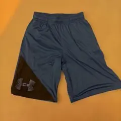 UNDER ARMOUR ハーフパンツ YLGブルー×ブラック