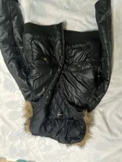 黒 ファー付きダウンジャケット レディース