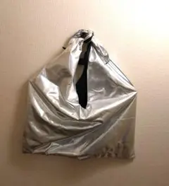 シルバー ショルダーバッグ