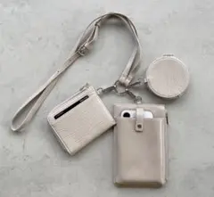 モリニ Phone Shoulder Wallet オフホワイト - メルカリ
