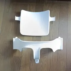 美品　ストッケ　トリップトラップ　ベビーセットのサムネイル
