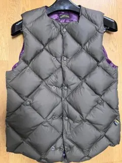 2026年最新】COMFY ダウンベストの人気アイテム - メルカリ