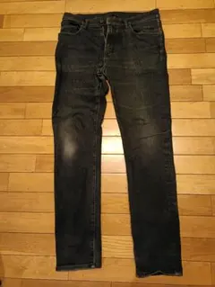 ユニクロHEATTECH ストレートデニム 33