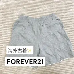FOREVER21 フォーエバー21 グレー ショートパンツ