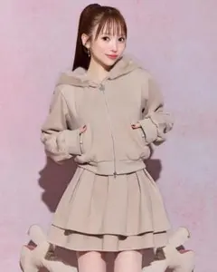 ファー付きフード ジップアップ セットアップ ベージュ ミシェルマカロン