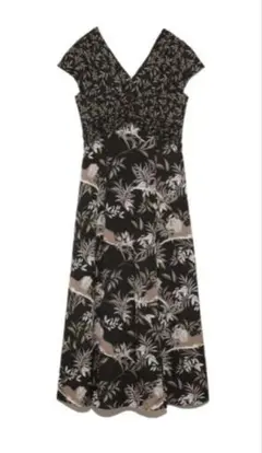 リリーブラウン ワンピース