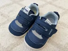 Item thumbnail for item 05069b61-001e-47f5-b7d2-990fd6b5b14a