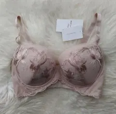 トリンプ　レッドレーベル　F75　TR0107　M001 定価8470円