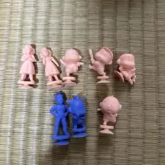 クレヨンしんちゃん　消しゴム人形　8体セット