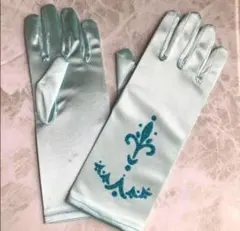 お値下げ可能！当日発送可 アナと雪の女王 雪山アナ ケープ+手袋 楽天市場】キッズ アナと雪の女王 のびのび 手袋 日本製 ニット