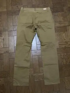 BEAMS ベージュ チノパン