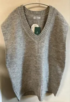 新品 AFTERNOON TEA ニットベスト ライトグレー 4400円の品