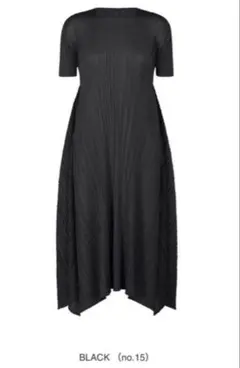 プリーツプリーズ　黒　フレアワンピース　４　PLEATS PLEASE プリーツプリーズ 黒 フレアワンピース 4 PLEATS PLEASE PLEATS