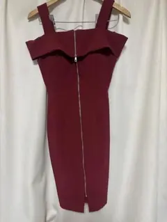 匿名配送◎GRACE バーガンディ オフショルダー キャバドレス