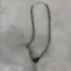 PRADA トライアングルロゴ チェーンネックレス