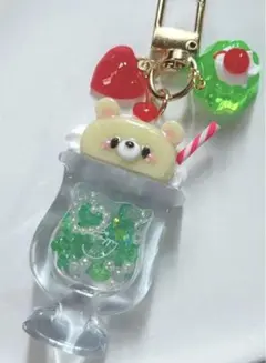 レジン 星のシャカシャカキーホルダー ダブルシェイカー - メルカリ