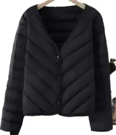 Vネックノーカラー　ライトダウンジャケット