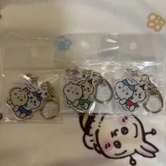 ちいかわらんど アクリルキーホルダー（ぴーぽぽ）