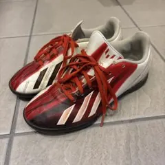 26.5サイズ！サッカー トレーニングシューズ ホワイト レッド格好良い