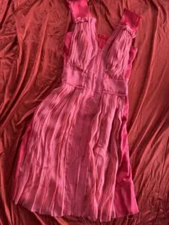 Alberta Ferretti 赤いワンピースのサムネイル