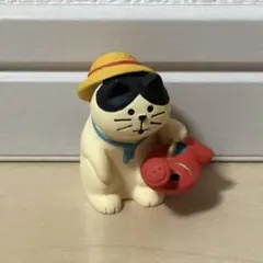 デコレ コンコンブル 水遊び子猫