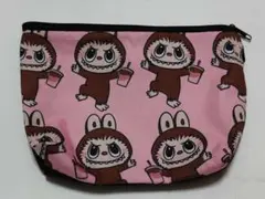 ラブブ LABUBU ポーチ ピンク背景 うさぎ着ぐるみ＆ドリンク柄 小物入れ