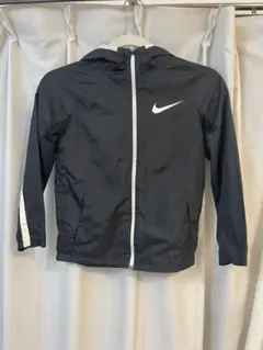 Nike フード付きジャケット XS 黒　120