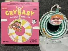 CRYBABY Vacation Mode On うきわGLUGGLUG