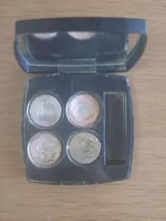 シャネル レ キャトル オンブル　747　メディテラネアン