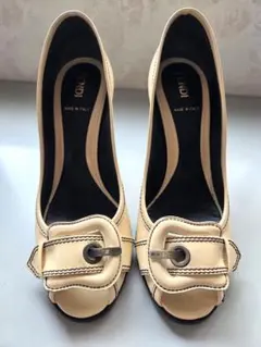 FENDI オープントゥ パンプス バックルデザインのサムネイル
