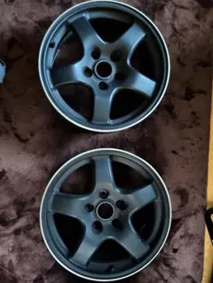 r32 gtrホイール　センターキャップ付き Amazon.co.jp: 純正品 GT-R R32 ホイールセンターキャップ 4個セット