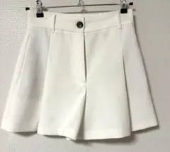 ZARA ショートパンツ