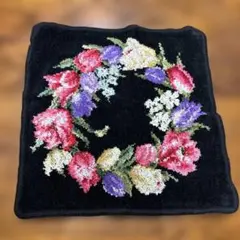 Emjane 花のリース ハンカチ