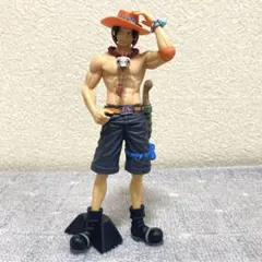 ワンピース　エース　フィギュア