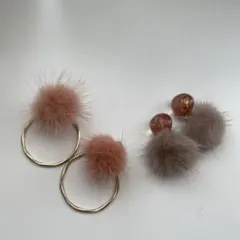ピンクファー付きイヤリング　フープイヤリング