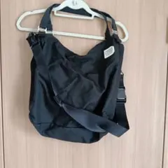 FREDRIK PACKERS ショルダーバッグ ブラックのサムネイル