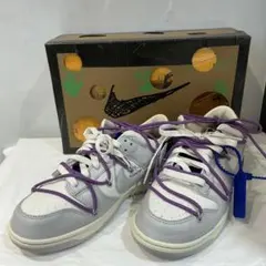 NIKE スニーカー