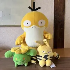 ポケモンセンター FAN OF PIKACHU＆EIEVUI コダック - メルカリ